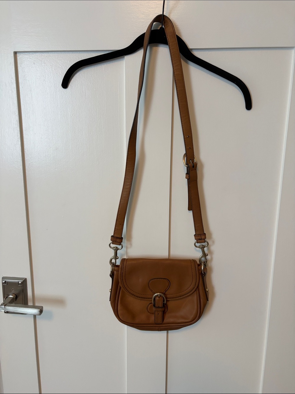 Vintage Talbots 100% Leather Crossbody Bag